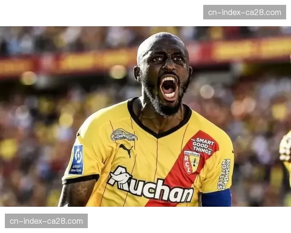 朗斯中场福法纳：我的长传找到奥蓬达的成功率达72%